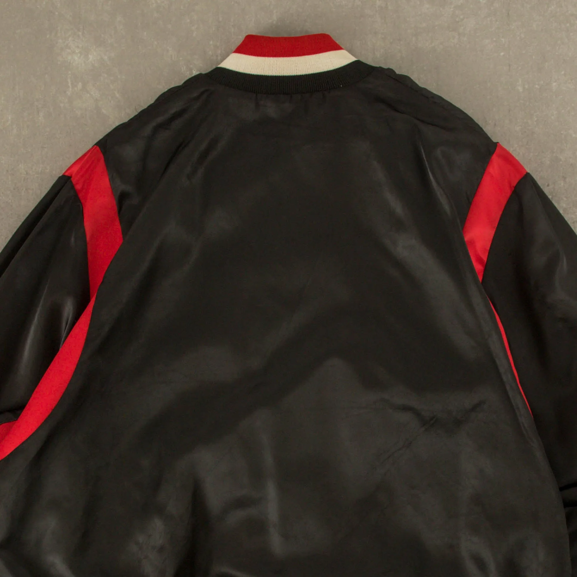 MEN'S VINTAGE 1980S MICHELOB BOMBER JACKET - LARGE